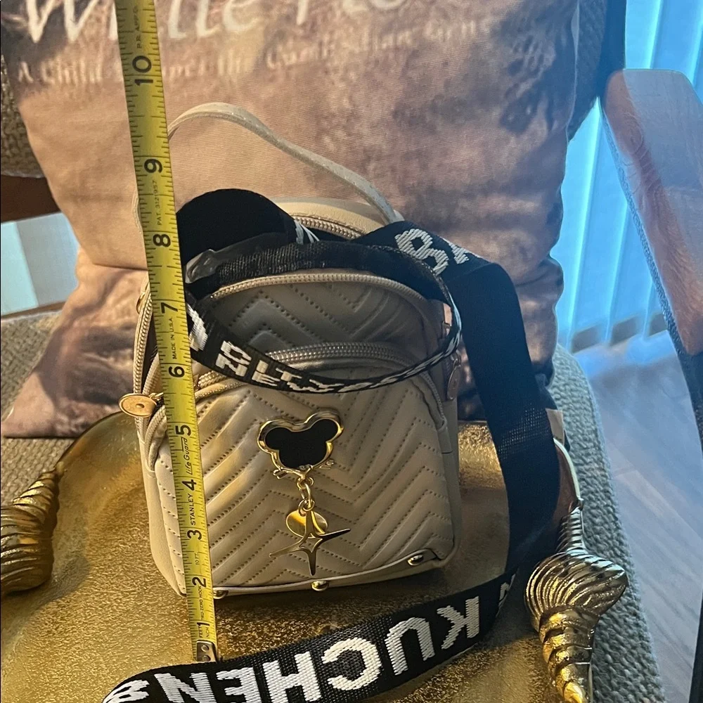 #1345**Stylish Beige Mini Quilted Backpack “47 long” adjustable strap. - Picture 5 of 7